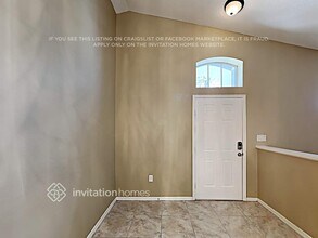 25830 Bloomsbury Ct in Land O Lakes, FL - Building Photo - Building Photo