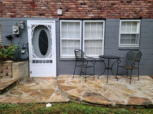 property at 1882 Bruce Rd NE