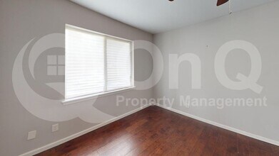 914 Hillsdale Dr in Richardson, TX - Building Photo - Building Photo