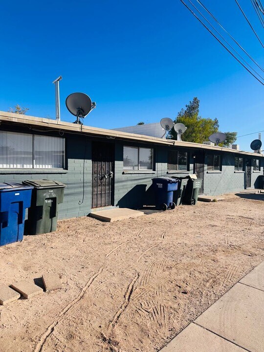 2209 S 8th Ave in Tucson, AZ - Building Photo