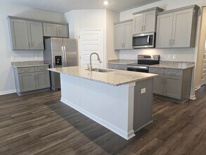 5188 Captain Dr in Grovetown, GA - Building Photo - Building Photo