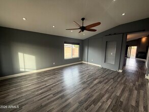 1567 N Tucana Ct in Gilbert, AZ - Foto de edificio - Building Photo