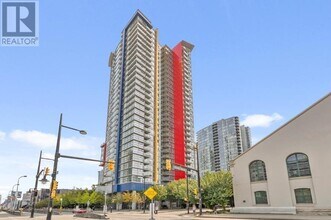 602-602 Citadel Parade in Vancouver, BC - Building Photo - Building Photo
