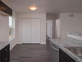 4735 W Amanda Dr in Wasilla, AK - Building Photo - Building Photo
