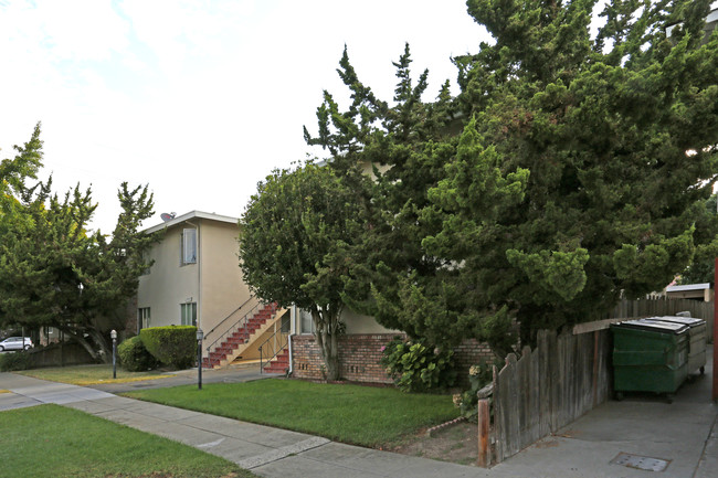 912 - 914 Delbert Way in San Jose, CA - Foto de edificio - Building Photo