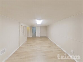 8407 Lower 208th St W in Lakeville, MN - Building Photo - Building Photo