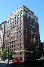 970 Park Ave in New York, NY - Building Photo - Building Photo