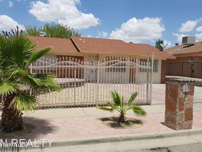 11753 Prado Del Sol Dr in El Paso, TX - Building Photo