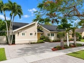 9005 SW 102nd Ct in Miami, FL - Building Photo