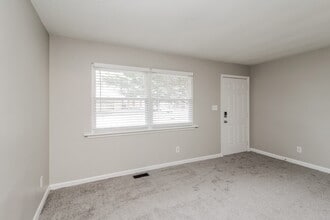 601 Kentbrook Dr in Charlotte, NC - Foto de edificio - Building Photo