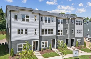 Room in Townhome on Levy Wy in Charlotte, NC - Building Photo