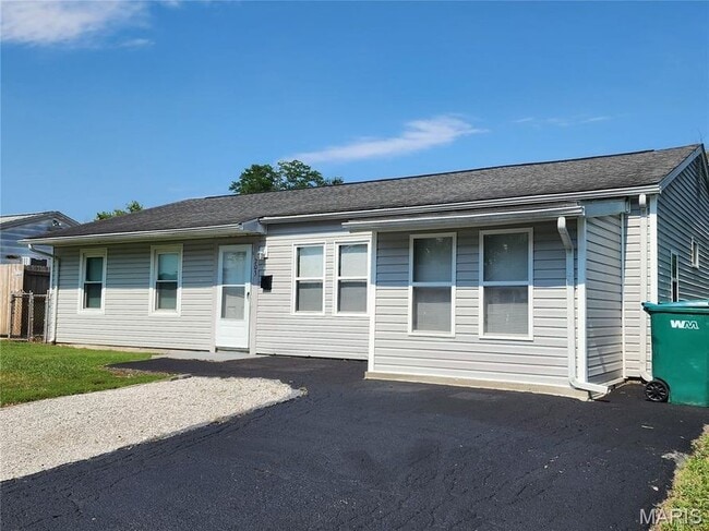 property at 703 St Paul Dr