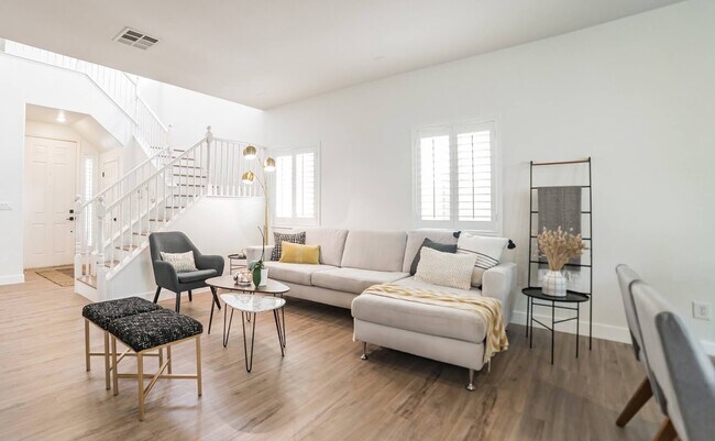 10470 Sky Gate St in Las Vegas, NV - Building Photo - Building Photo