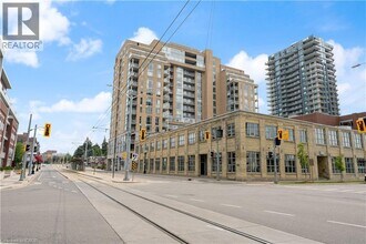 191 King St S in Waterloo, ON - Building Photo - Building Photo