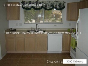 3000 Chimayo Meadows Dr NE in Rio Rancho, NM - Building Photo - Building Photo