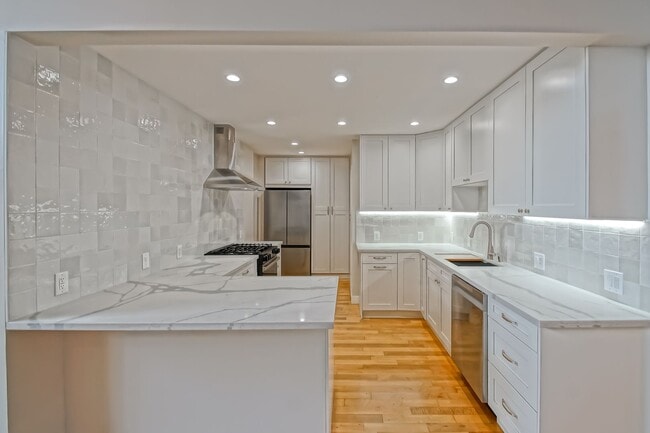 property at 5409 134th Pl