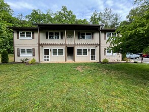 360 Genesis Cir in Black Mountain, NC - Building Photo - Building Photo