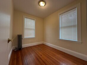 56 Prentiss St in Watertown, MA - Building Photo - Building Photo