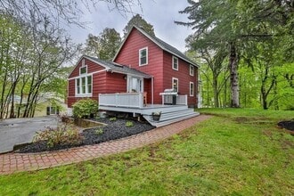 107 Greenwood St in Wakefield, MA - Building Photo - Building Photo