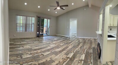 3556 Lazy Willow Ct in Jacksonville, FL - Building Photo - Building Photo