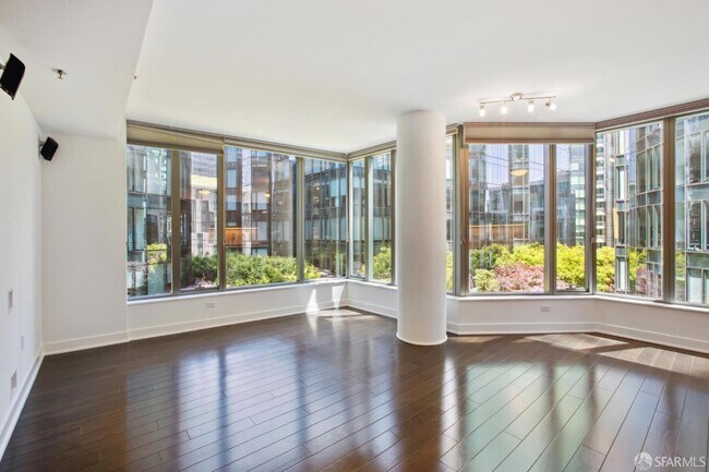 333 Beale St in San Francisco, CA - Building Photo - Building Photo