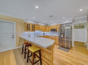 13400 SW 78th Ct in Miami, FL - Foto de edificio - Building Photo