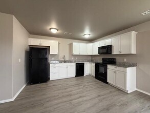 5107 SW Fieldstone Ln in Bentonville, AR - Building Photo - Building Photo