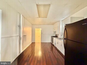 122 Landing St in Trenton, NJ - Building Photo - Building Photo