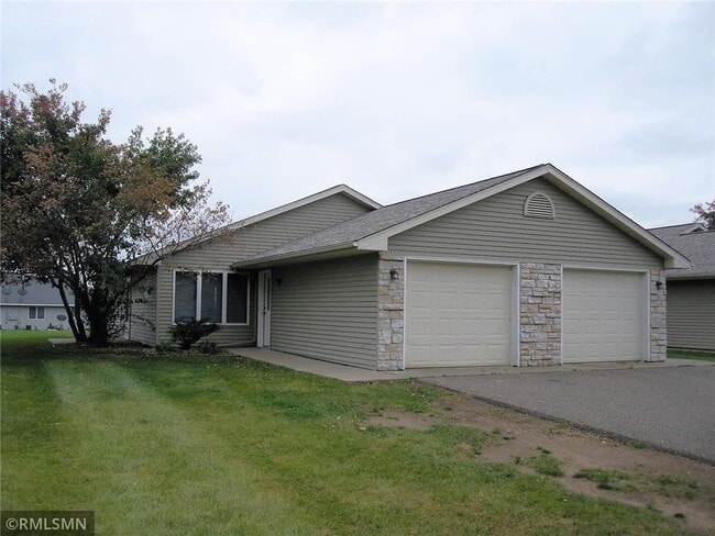 property at 626 W 8th St