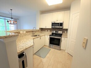 400 Symphony Cir in Cockeysville, MD - Building Photo - Building Photo