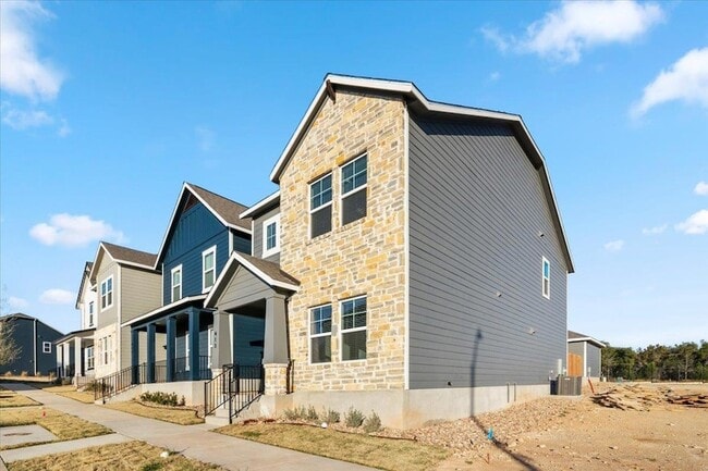 5900 Whisper Crk Dr, Unit 413 in Georgetown, TX - Foto de edificio - Building Photo