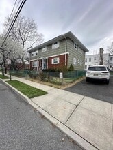 739 Burnside St in Orange, NJ - Foto de edificio - Building Photo