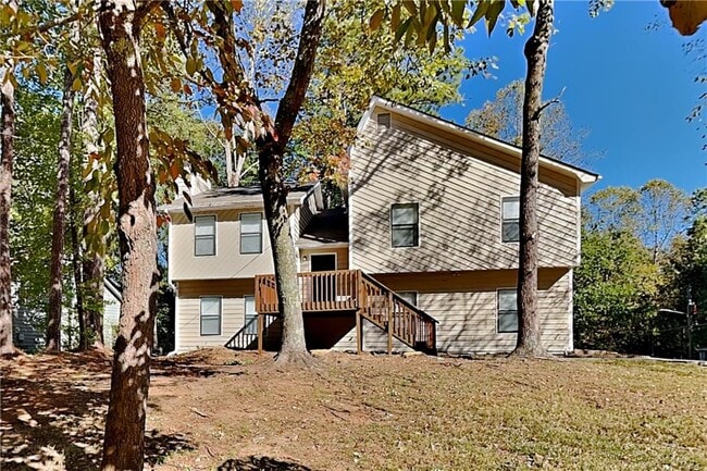 property at 6015 Sumit Ct NW