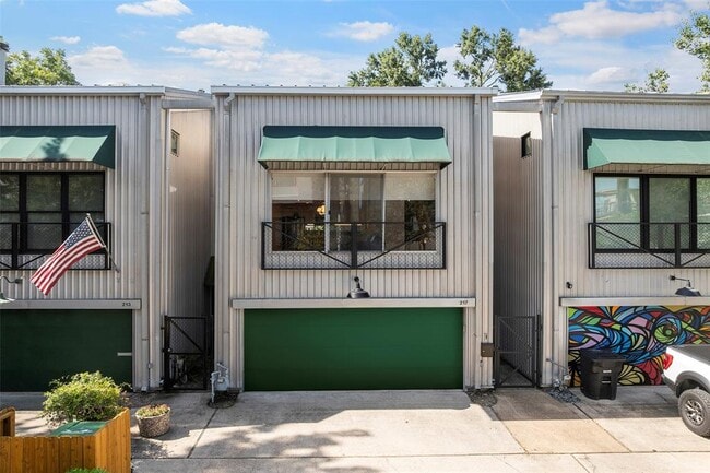 property at 217 W Drew St
