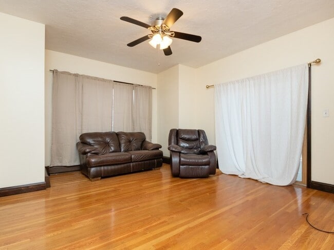 18 Taber St in Quincy, MA - Building Photo - Building Photo