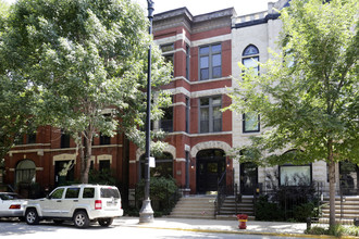 2235 N Halsted St in Chicago, IL - Building Photo - Primary Photo