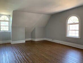 1724 Wightman St in Pittsburgh, PA - Building Photo - Building Photo