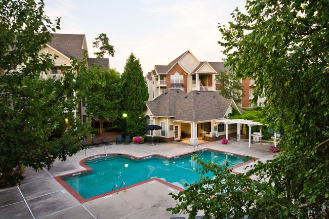 5000 Forest in Columbia, SC - Foto de edificio - Building Photo