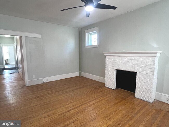 513 E 19th St-Unit -A in Chester, PA - Building Photo - Building Photo