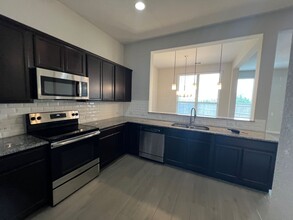 2250 Avery Village in New Braunfels, TX - Foto de edificio - Building Photo