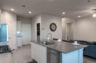 11512 Harp Ln in Fort Worth, TX - Building Photo - Building Photo