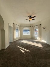 6407 1/2 Orange St in Los Angeles, CA - Building Photo - Building Photo