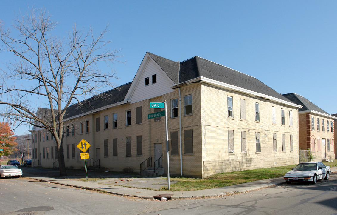 66-78 Douglass St in Columbus, OH - Building Photo