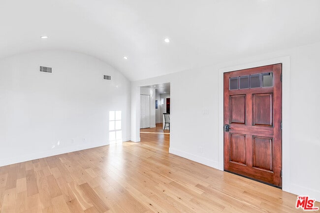 3062 Field Ave in Los Angeles, CA - Building Photo - Building Photo