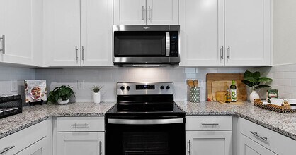 Kensington Woods in Spring Hill, FL - Building Photo - Building Photo