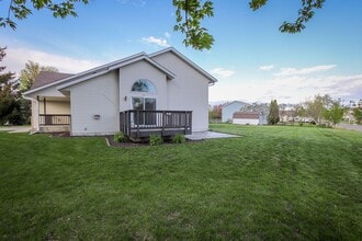 236 6th Ave S in Sartell, MN - Building Photo - Building Photo