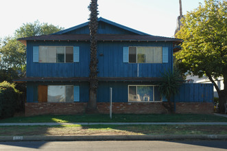 673 Palm Ave in Beaumont, CA - Building Photo - Building Photo