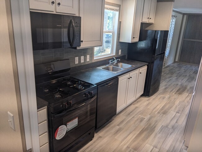 property at 3617 N Grand Ave E