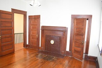 417 N 5th Ave, Unit 417 N 5th Ave #1 in Wilmington, NC - Foto de edificio - Building Photo