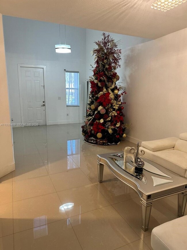 10788 NW 74th St in Doral, FL - Building Photo - Building Photo